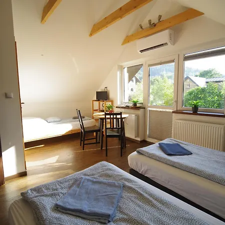 House - Centrum Dom wakacyjny *